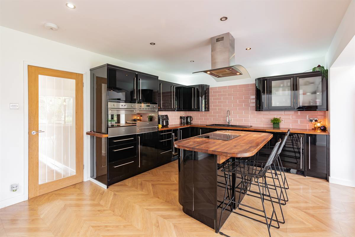 Hazlemere Road, Seasalter, Whitstable, photo 9