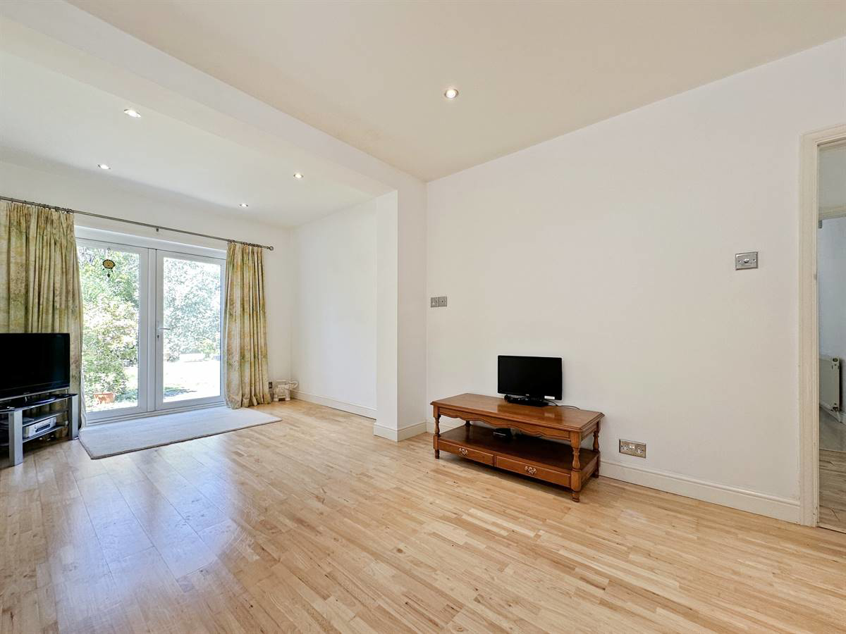 Pier Avenue, Herne Bay, photo 7