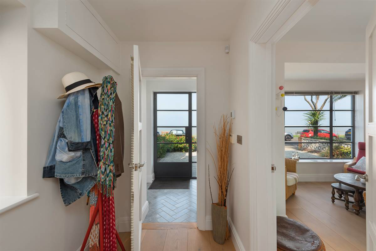 Marine Parade, Tankerton, Whitstable, photo 13