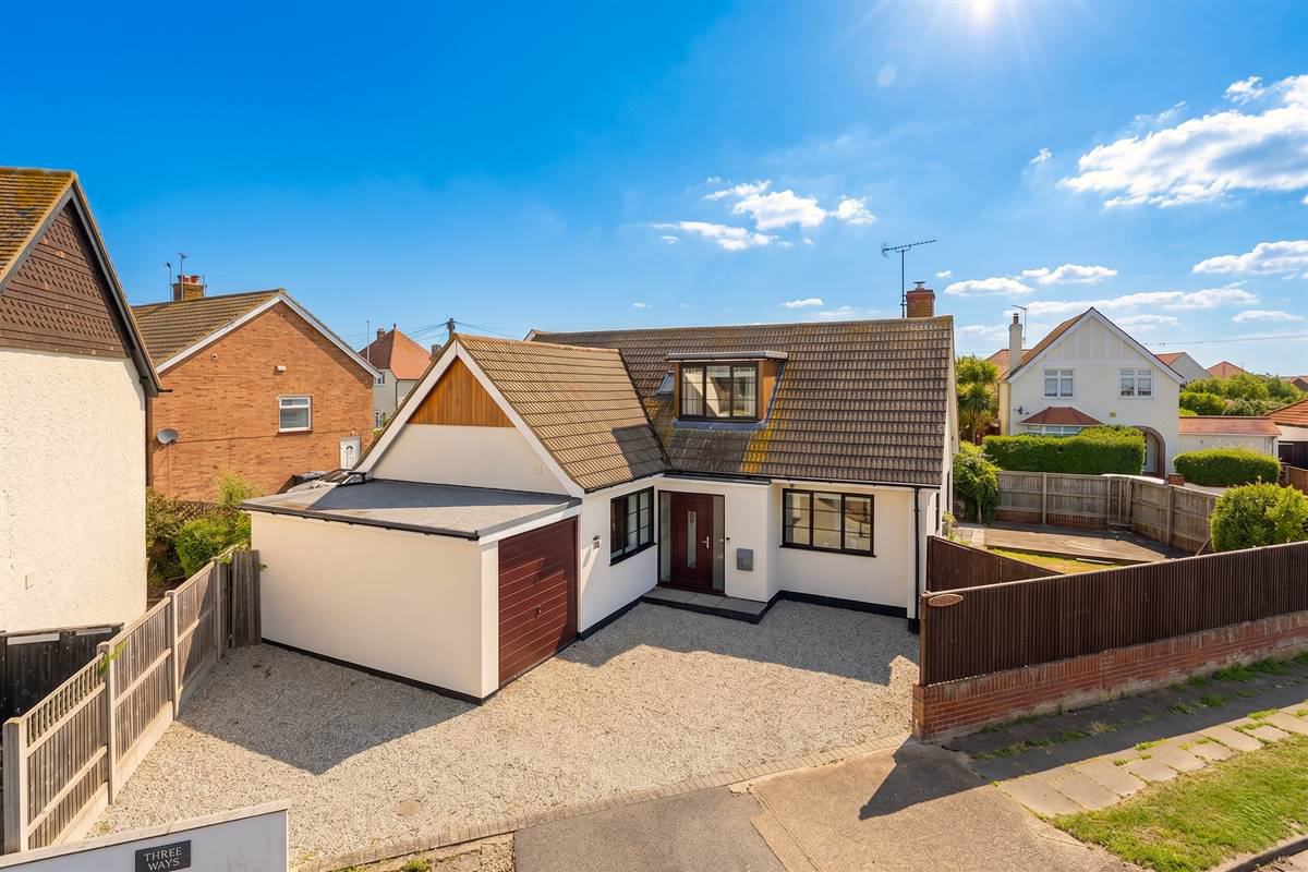 West Cliff Drive, Herne Bay