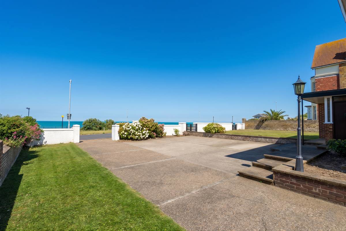 Beacon Hill, Herne Bay, photo 4
