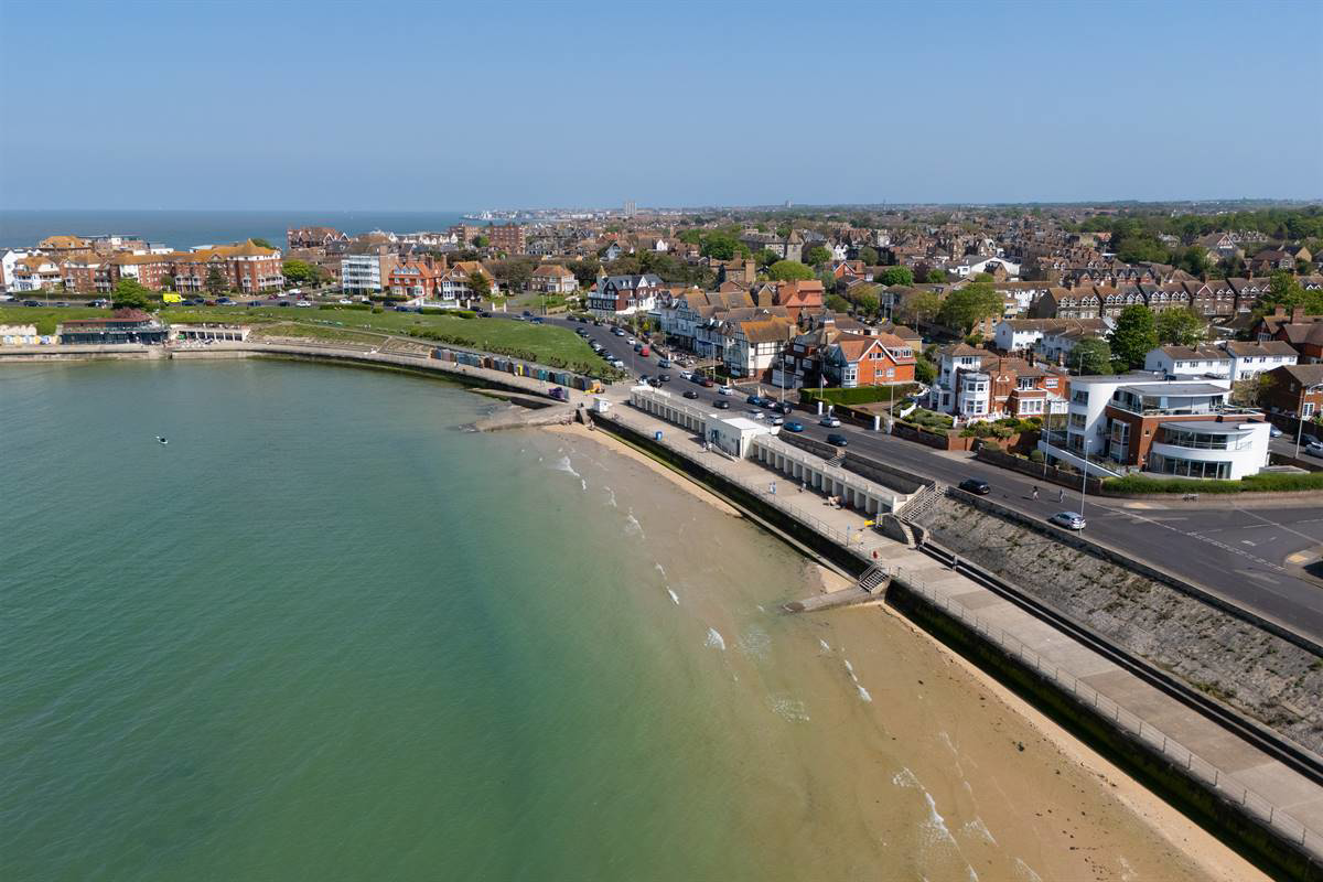 Westgate Bay Avenue, Westgate-on-Sea, photo 29