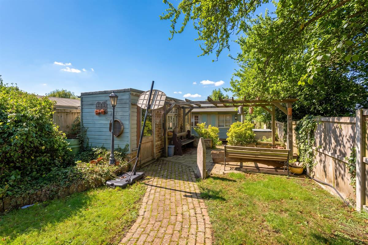 Ridgeway Road, Herne Bay, photo 23