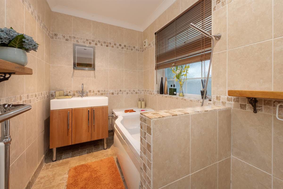 Ridgeway Road, Herne Bay, photo 19