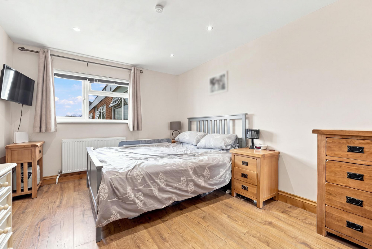 St. Lawrence Gardens, Leigh-on-sea, SS9 5, photo 7