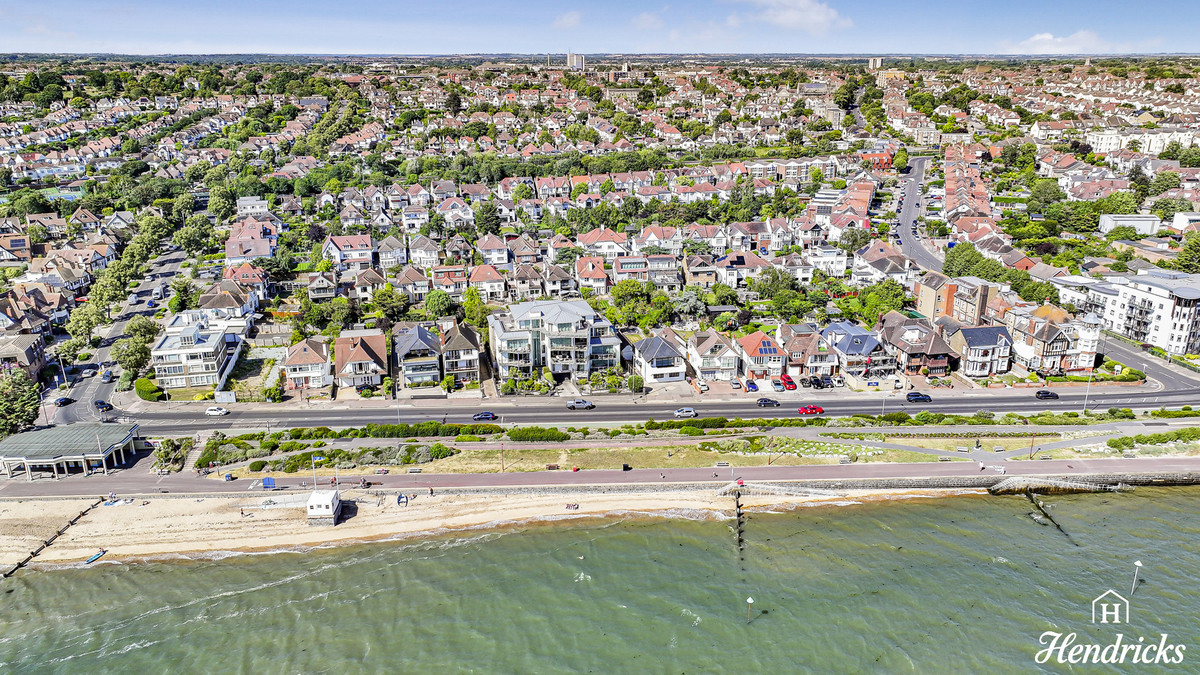 Chalkwell Esplanade, Westcliff-on-sea, SS0 8, photo 2