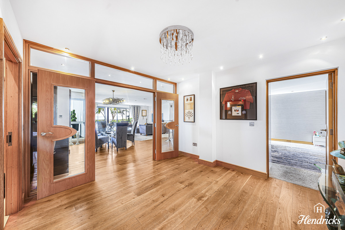 Chalkwell Esplanade, Westcliff-on-sea, SS0 8, photo 18