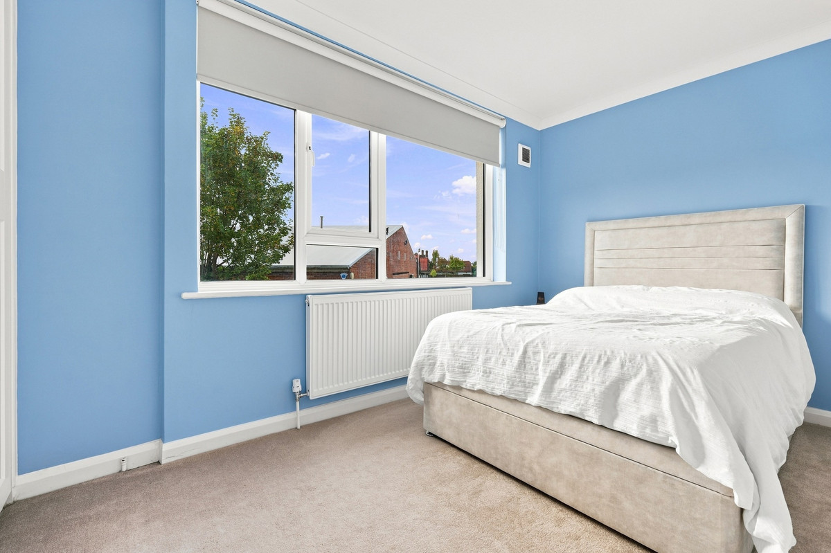 London Road, Westcliff-on-sea, SS0 9, photo 13