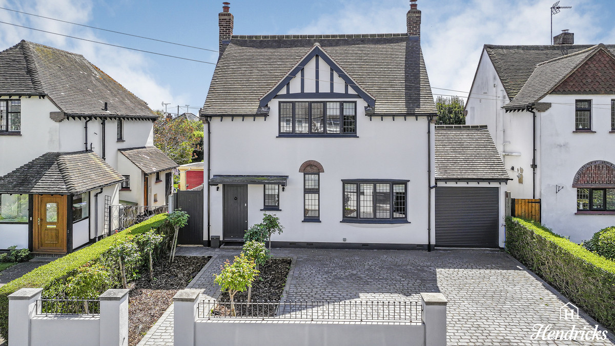 Shoebury Road, Southend-on-sea, SS1 3
