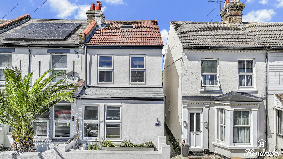 Seaview Road, Southend-on-sea, SS3 9