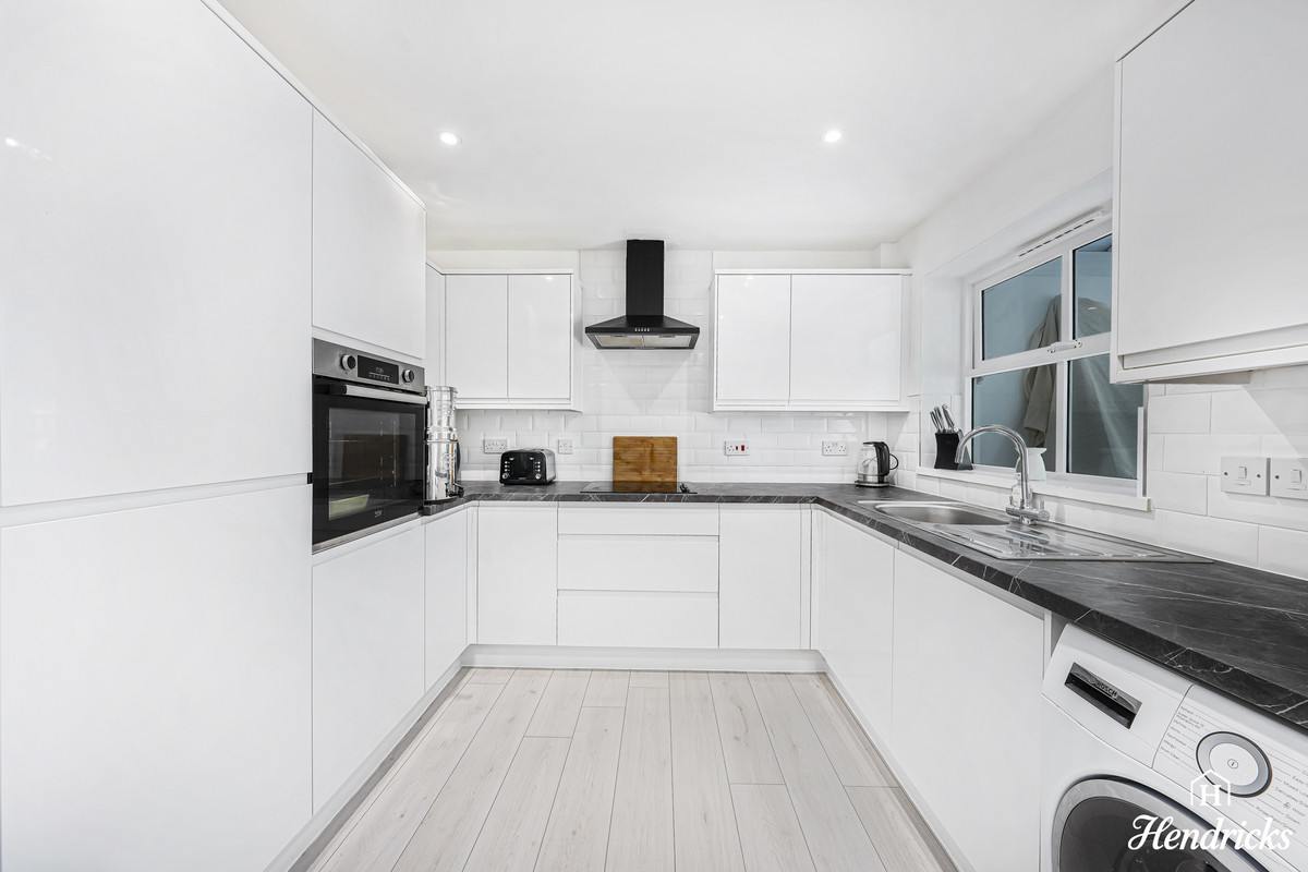 Ruthven Close, Wickford, SS12 9, photo 8