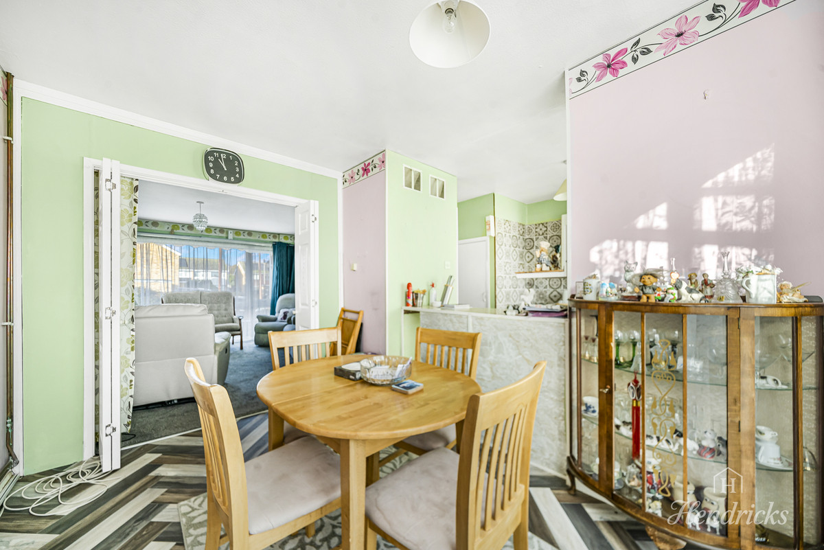Bramble Road, Leigh-on-sea, SS9 5, photo 7