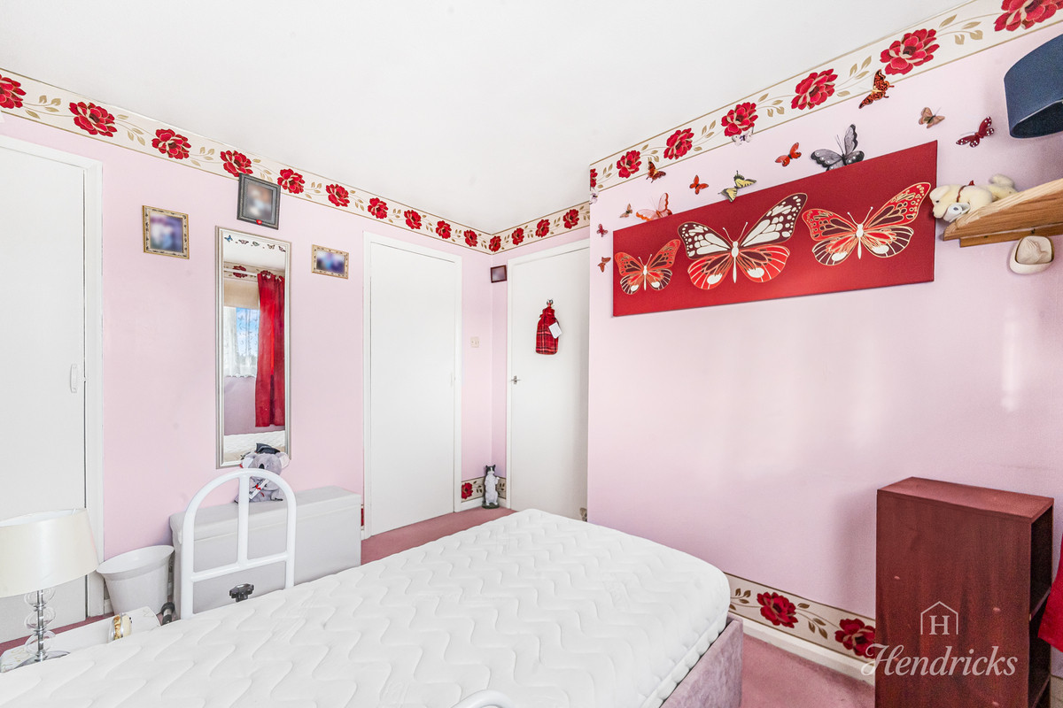 Bramble Road, Leigh-on-sea, SS9 5, photo 13