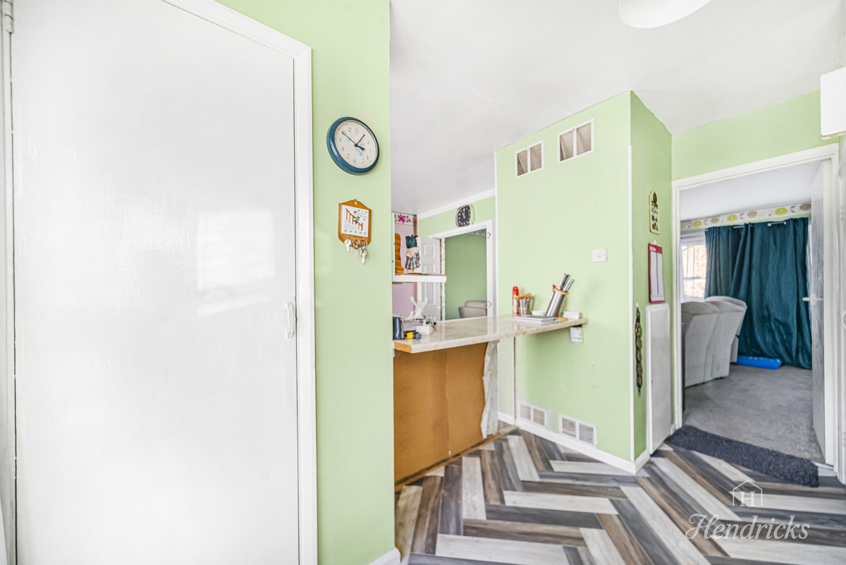 Bramble Road, Leigh-on-sea, SS9 5, photo 9