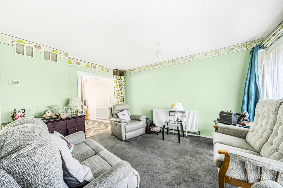 Bramble Road, Leigh-on-sea, SS9 5, photo 3