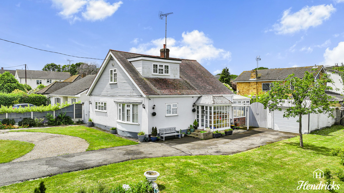 Woodlands Road, Hockley, SS5 4