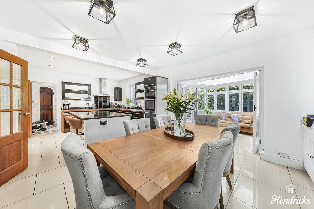 Hall Road, Rochford, SS4 1, photo 6