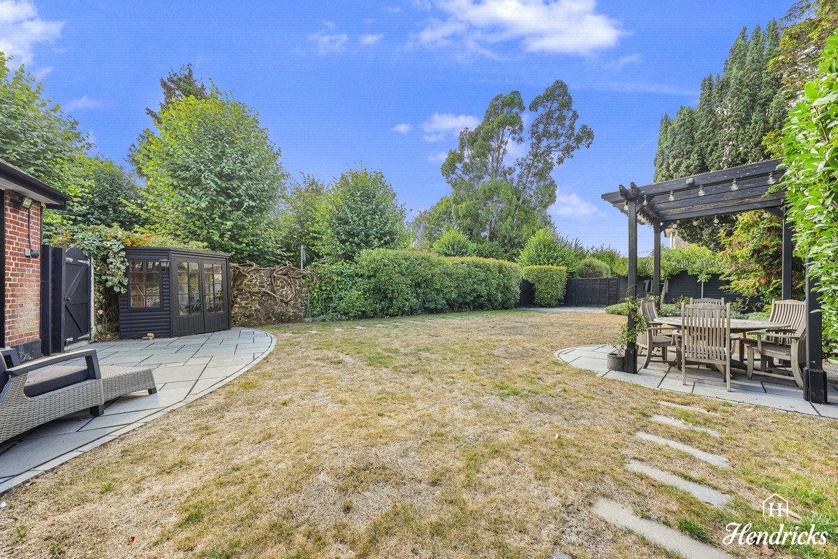Hall Road, Rochford, SS4 1, photo 32