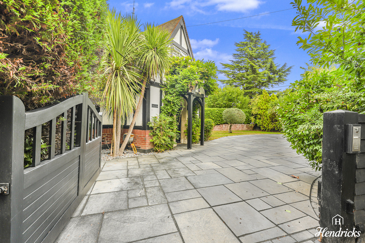 Hall Road, Rochford, SS4 1, photo 33