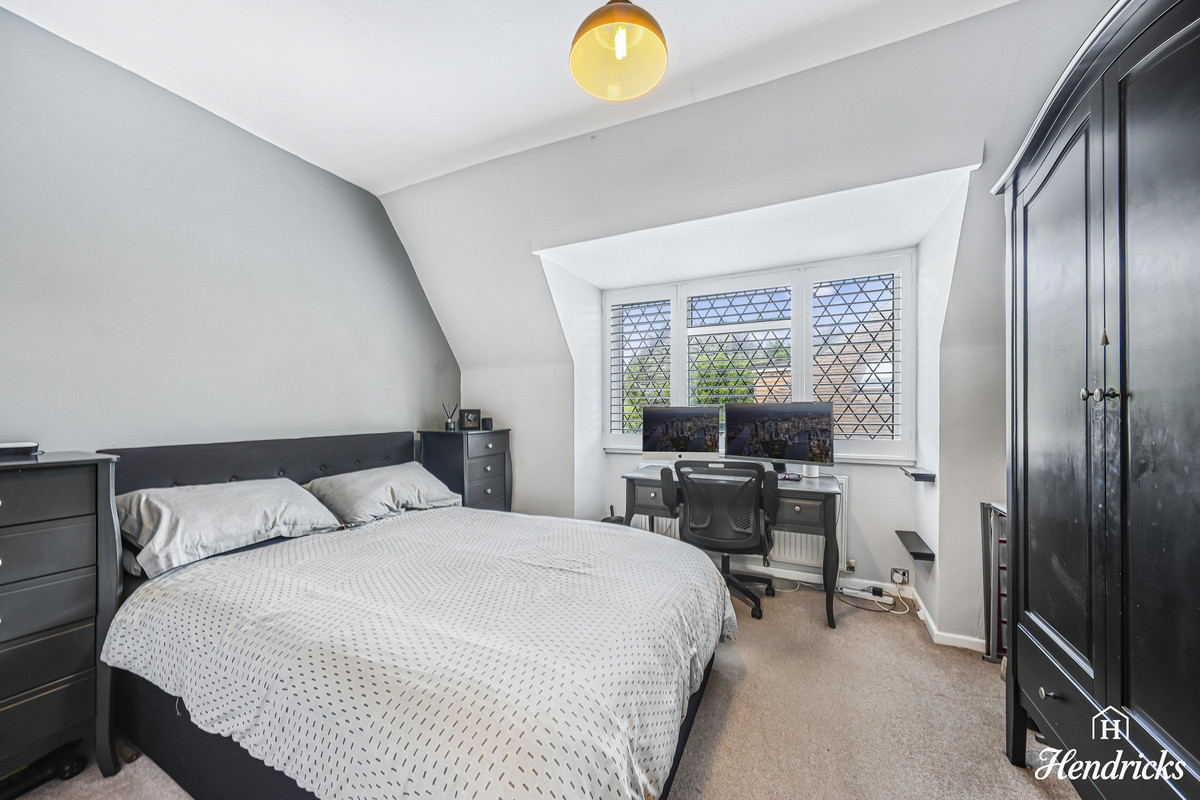Hall Road, Rochford, SS4 1, photo 24