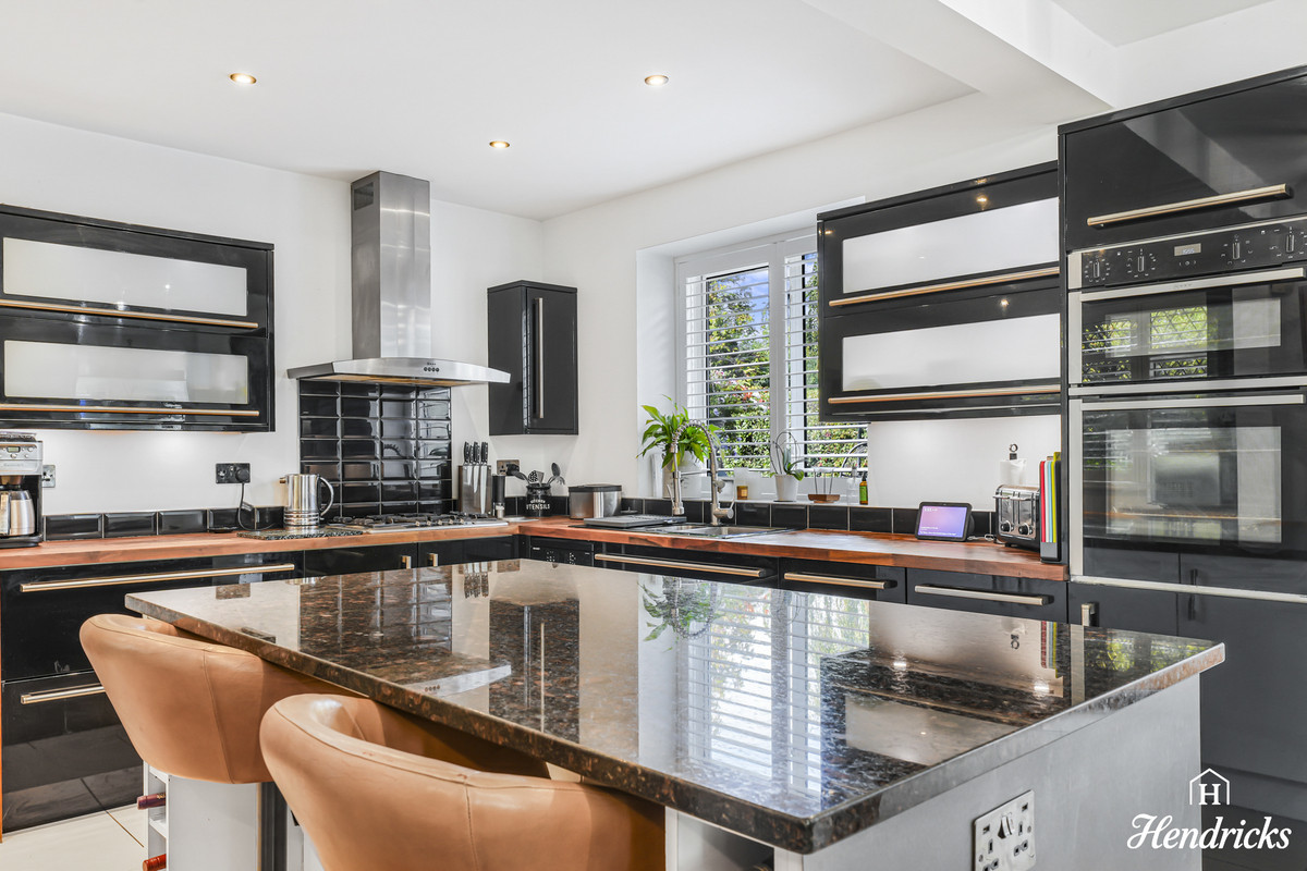 Hall Road, Rochford, SS4 1, photo 13