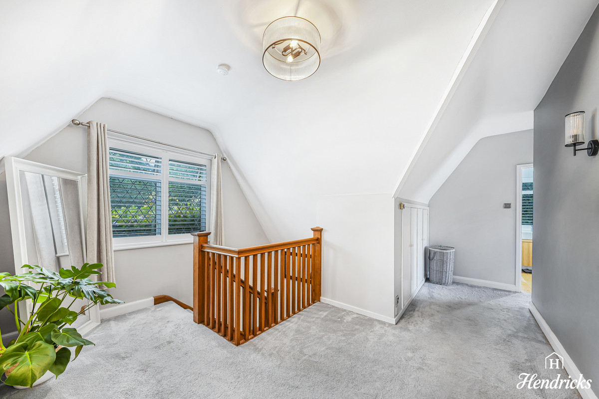 Hall Road, Rochford, SS4 1, photo 26