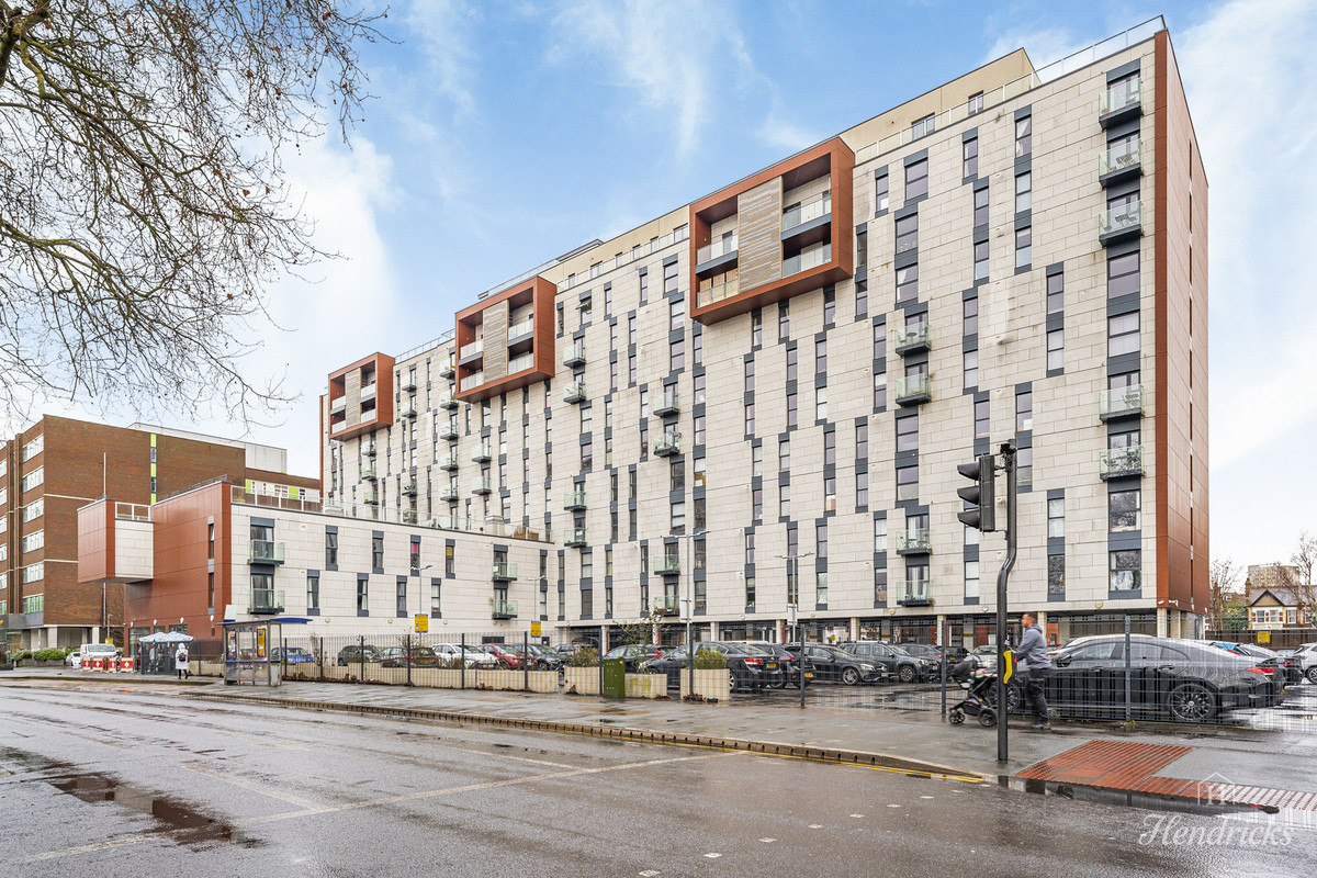Victoria Avenue, Southend-on-sea, SS2 6