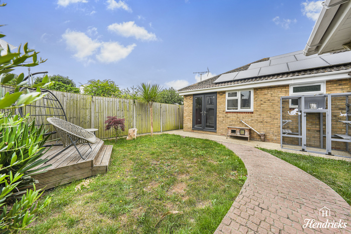 Droitwich Avenue, Southend-on-sea, SS2 4, photo 17