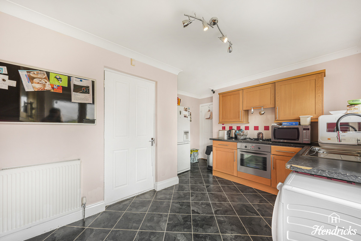 Droitwich Avenue, Southend-on-sea, SS2 4, photo 4