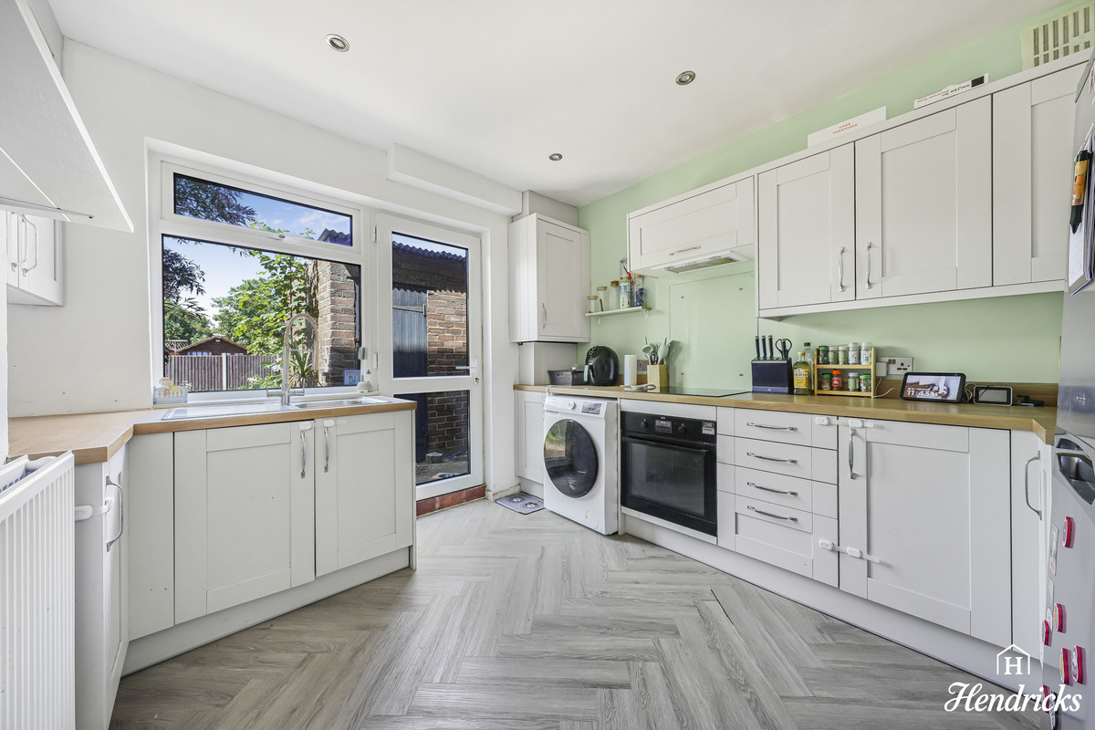 Southchurch Rectory Chase, Southend-on-sea, SS2 4, photo 2