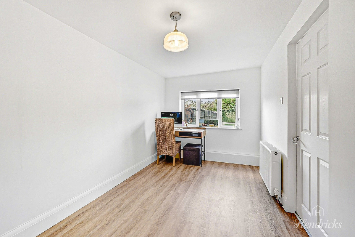 Marcus Avenue, Southend-on-sea, SS1 3, photo 26