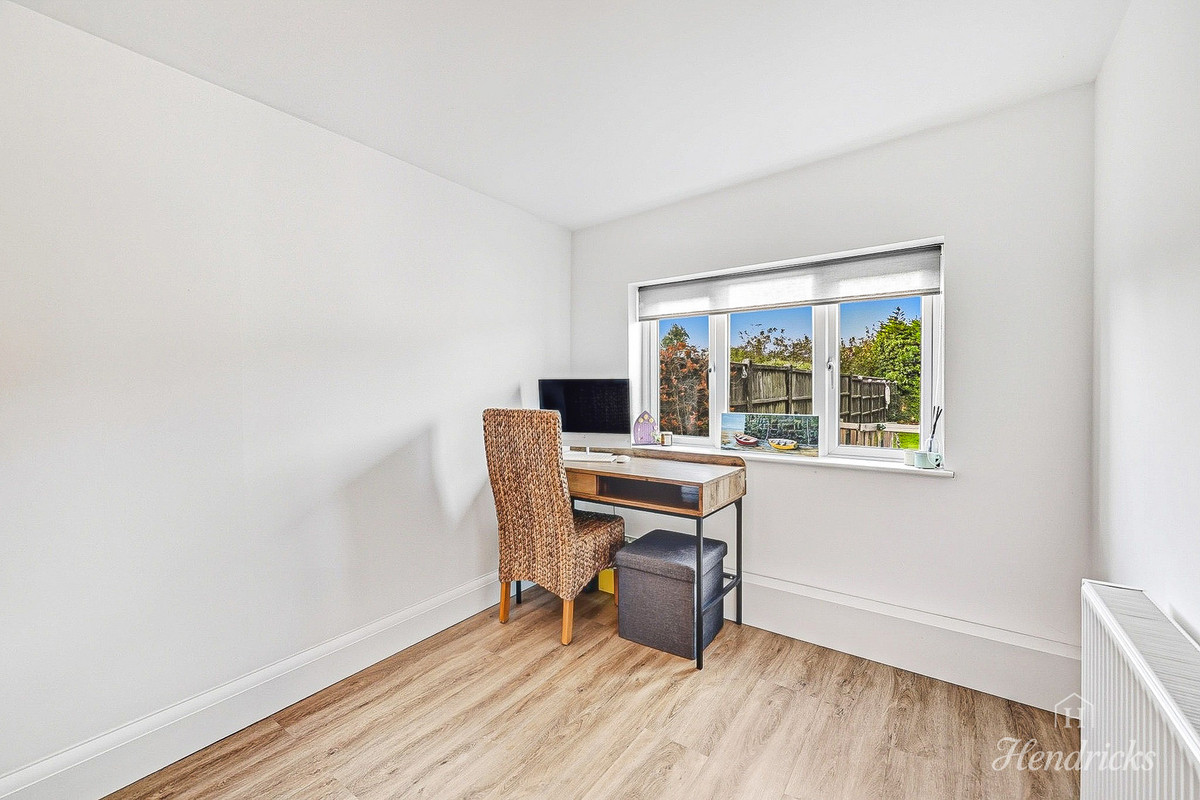 Marcus Avenue, Southend-on-sea, SS1 3, photo 27