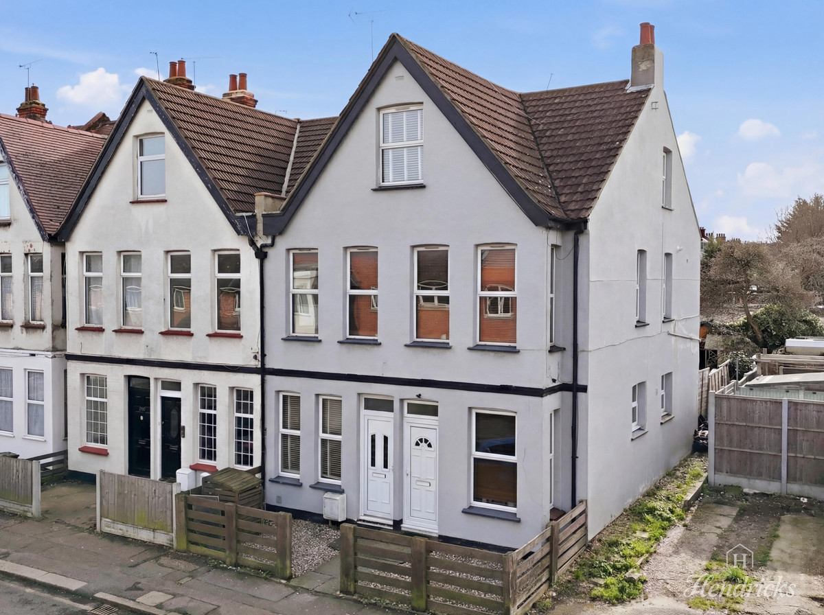 Fairfax Drive, Westcliff-on-sea, SS0 9