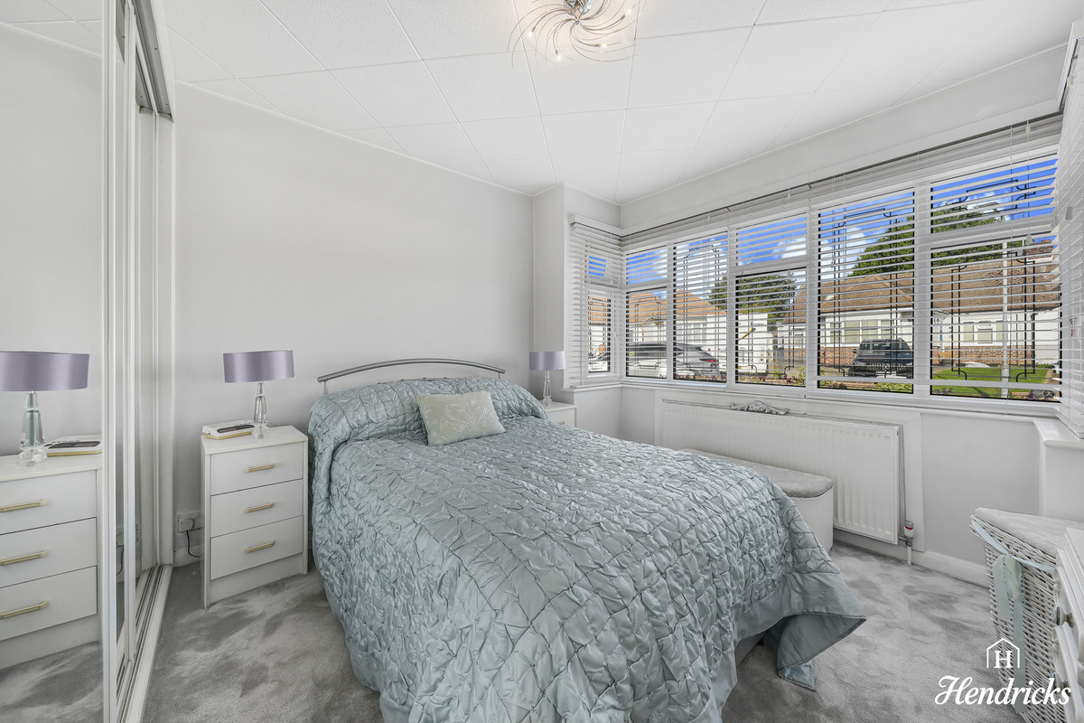 Blenheim Park Close, Leigh-on-sea, SS9 4, photo 14