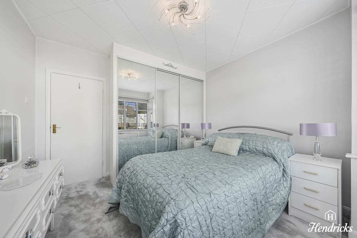 Blenheim Park Close, Leigh-on-sea, SS9 4, photo 15
