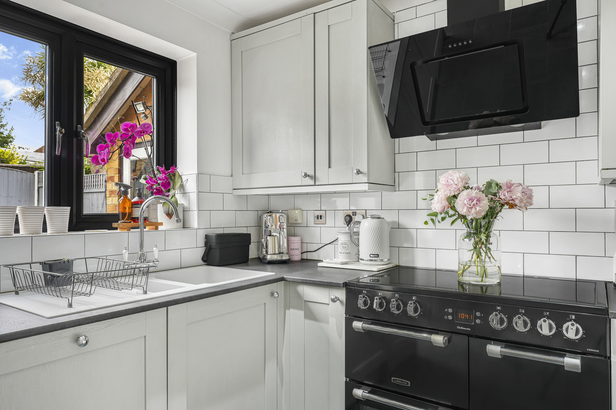 Cookham Court, Southend-on-sea, SS3 8, photo 9