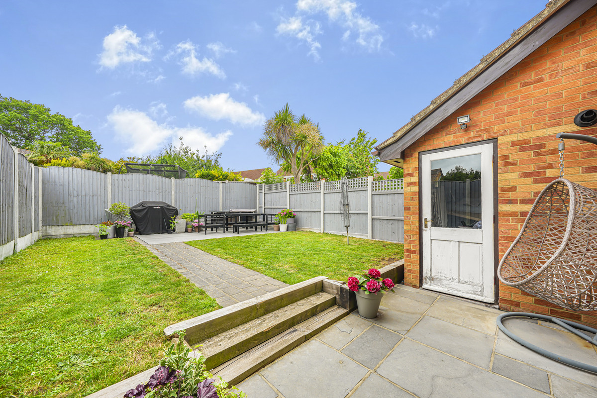 Cookham Court, Southend-on-sea, SS3 8, photo 19