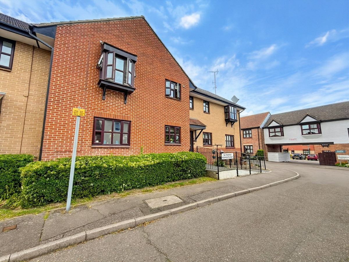 Hilltop Close, Rayleigh, SS6 7, photo 14
