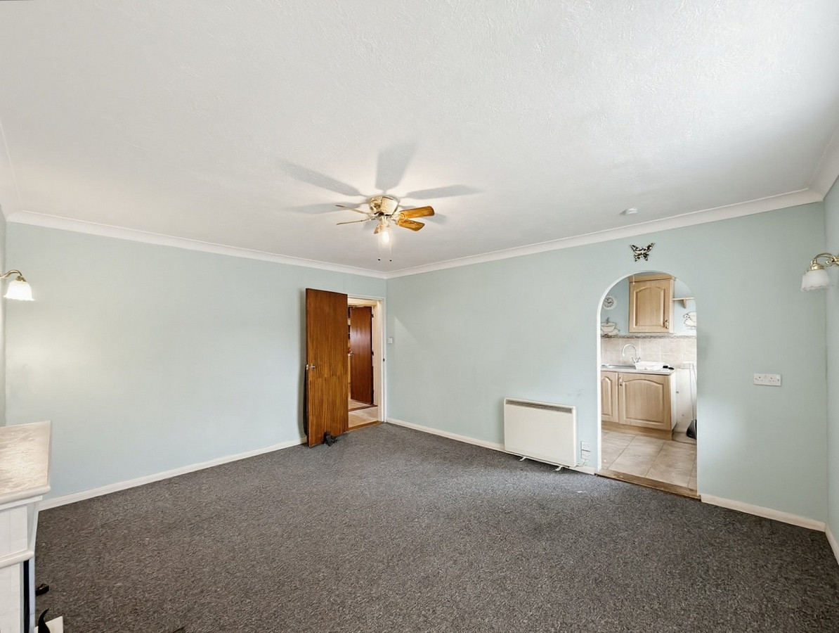 Hilltop Close, Rayleigh, SS6 7, photo 5