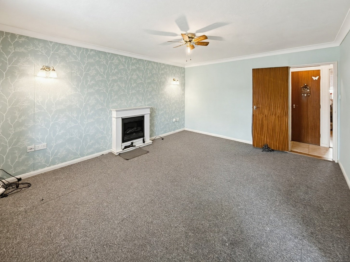 Hilltop Close, Rayleigh, SS6 7, photo 4