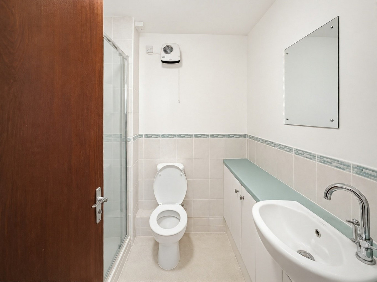 Hilltop Close, Rayleigh, SS6 7, photo 10