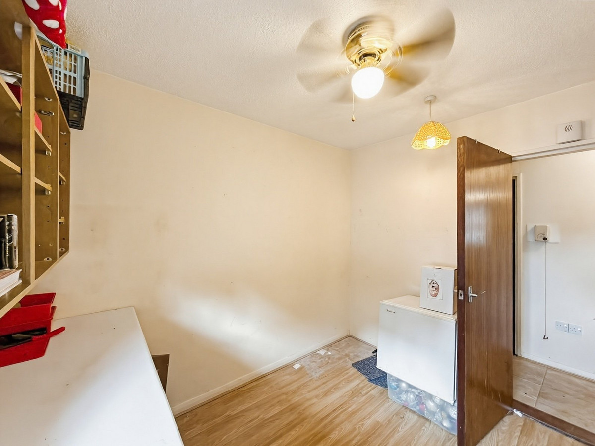 Hilltop Close, Rayleigh, SS6 7, photo 9