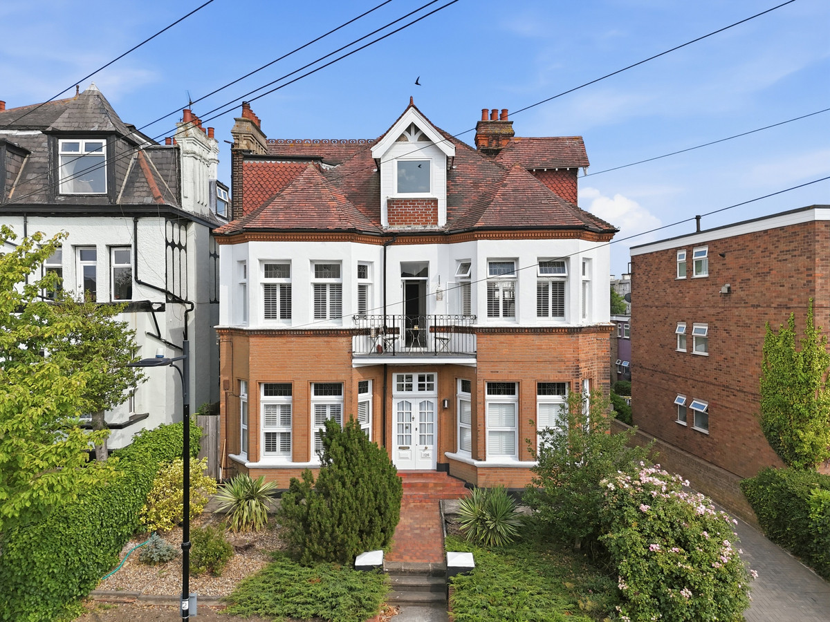 Crowstone Road, Westcliff-on-sea, SS0 8