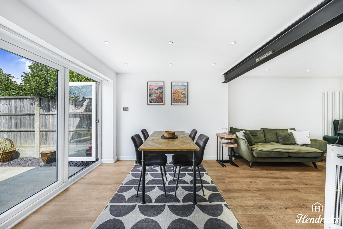 Nutcombe Crescent, Rochford, SS4 1, photo 12