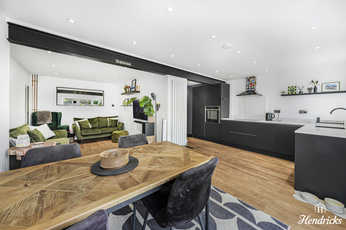 Nutcombe Crescent, Rochford, SS4 1, photo 6