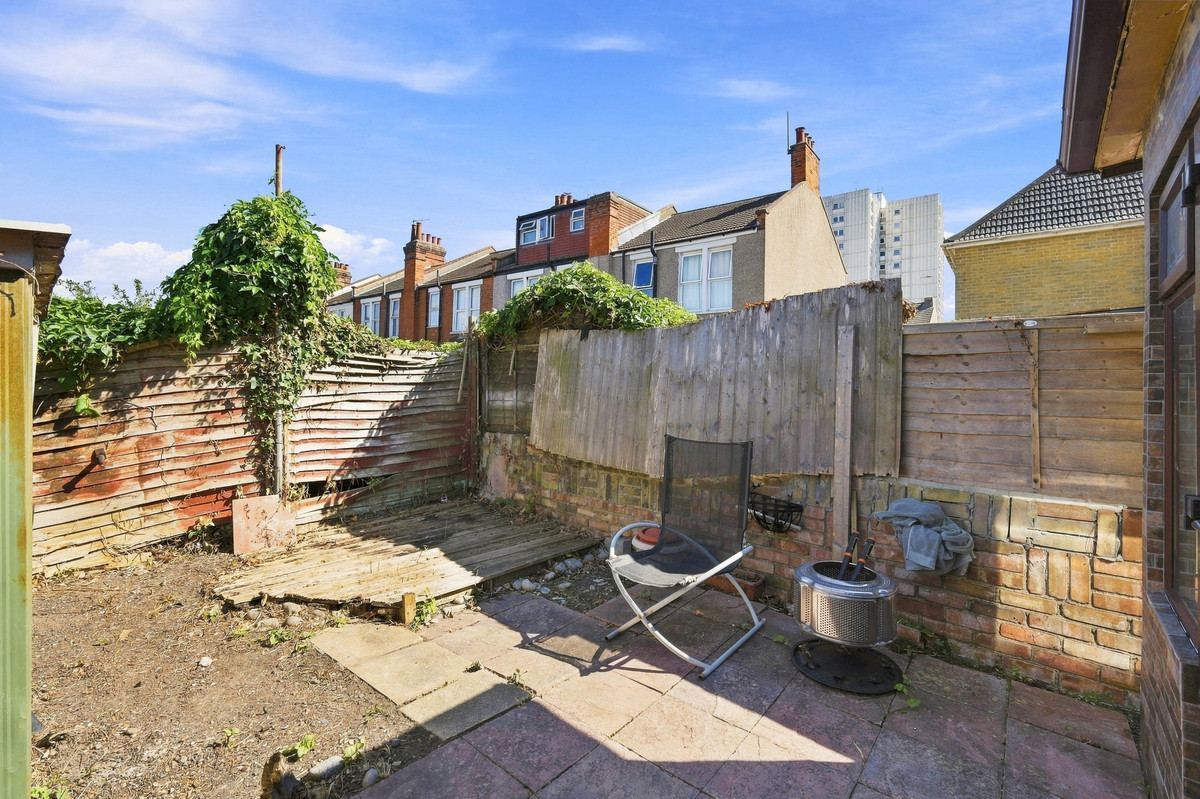 Salisbury Avenue, Westcliff-on-sea, SS0 7, photo 26