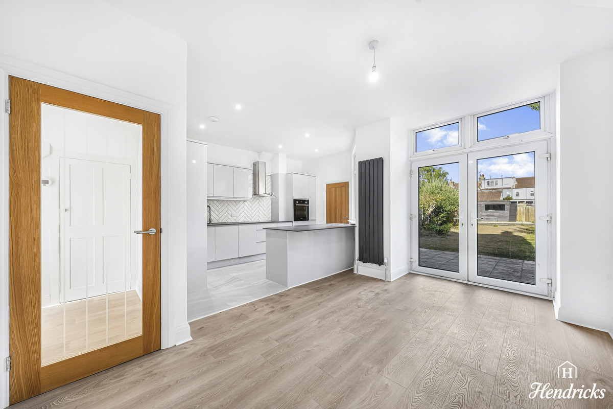 Ilfracombe Road, Southend-on-sea, SS2 4, photo 10