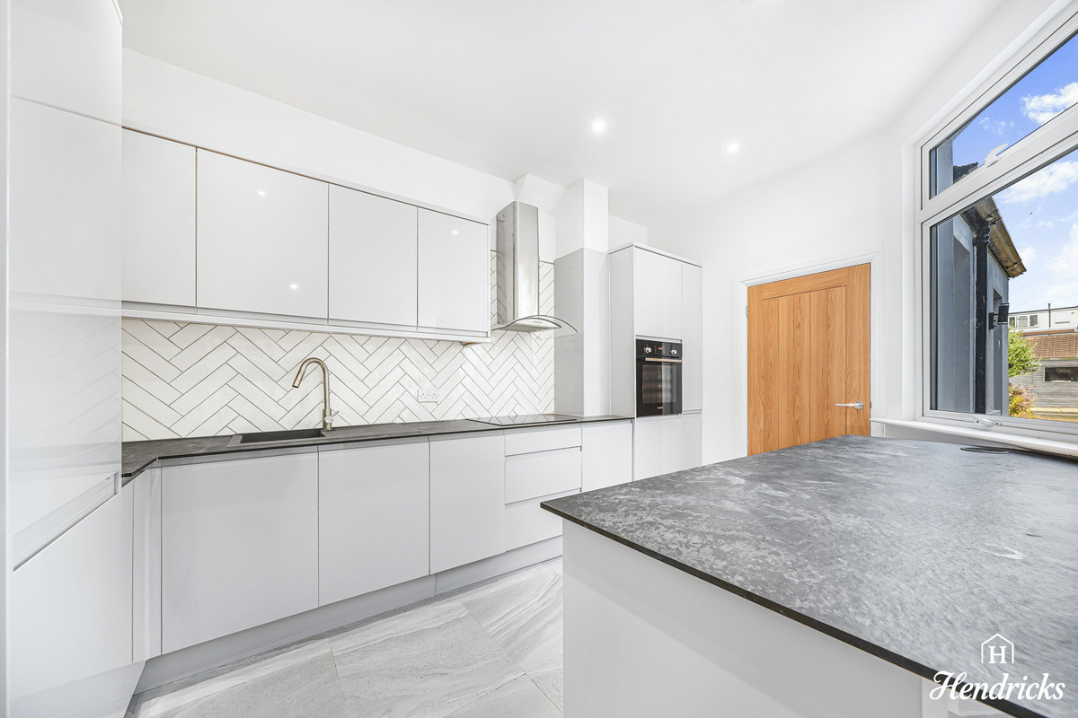 Ilfracombe Road, Southend-on-sea, SS2 4, photo 9