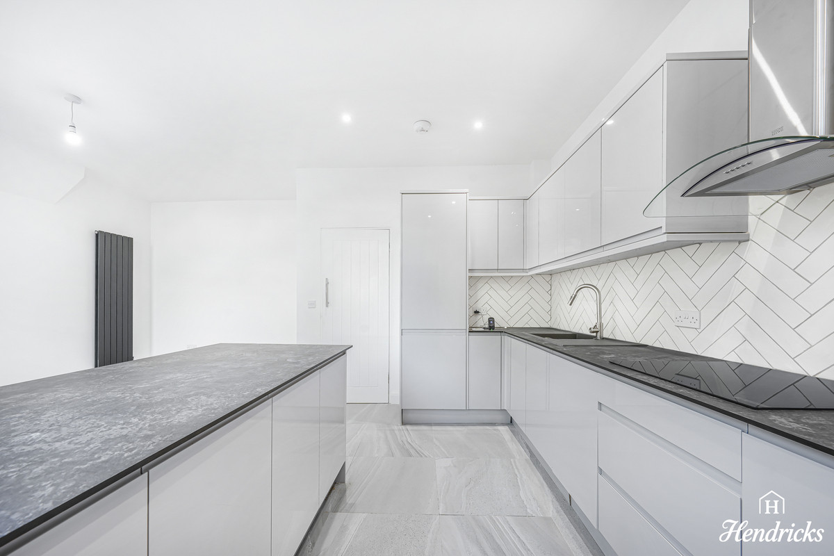 Ilfracombe Road, Southend-on-sea, SS2 4, photo 3