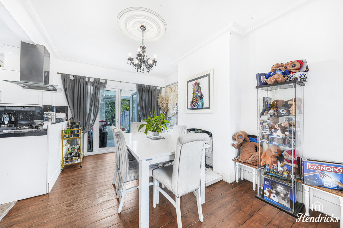 Elmsleigh Drive, Leigh-on-sea, SS9 3, photo 10
